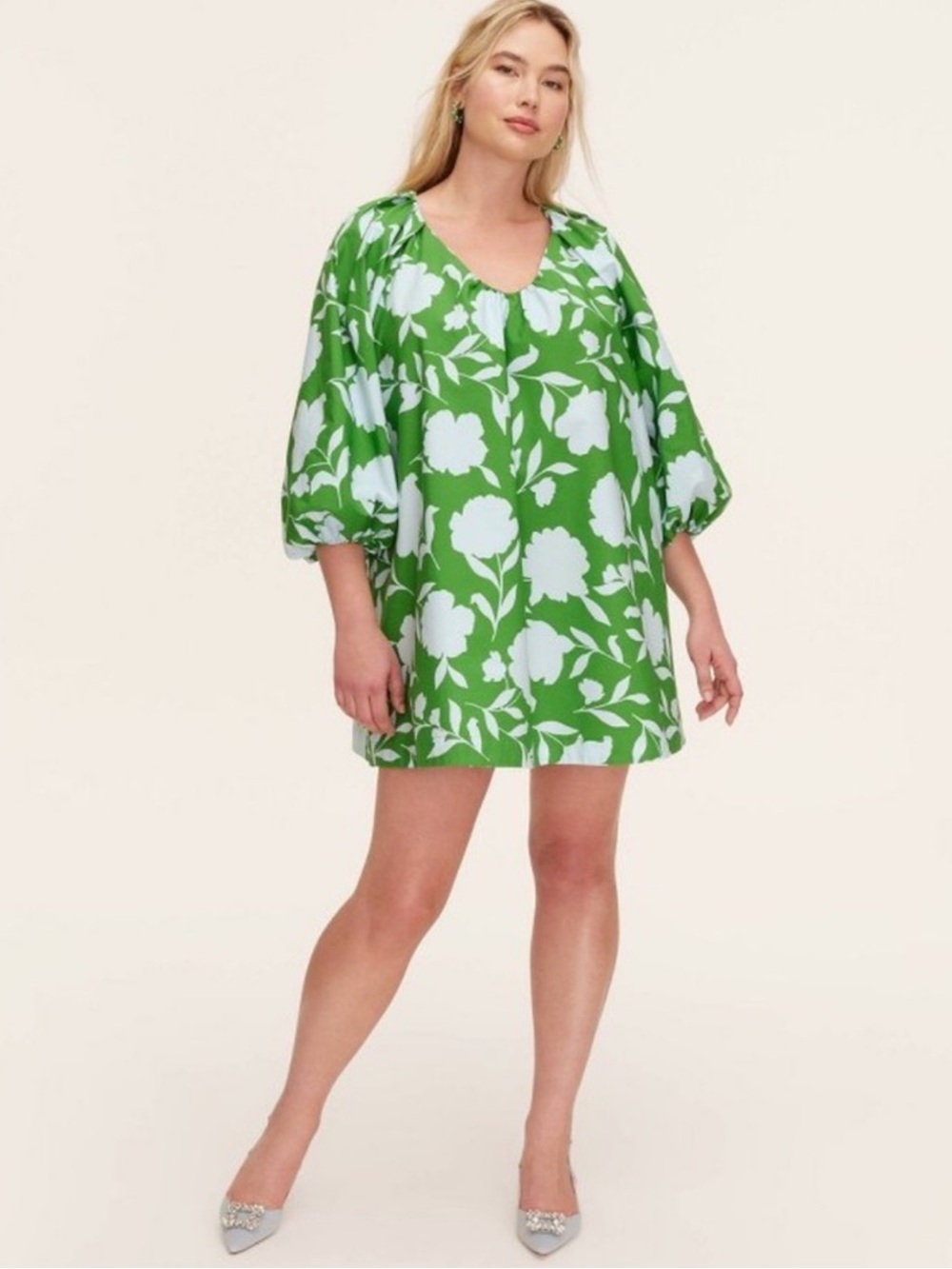 Green Floral Shift Dress - Women's Short Sleeve V-Neck